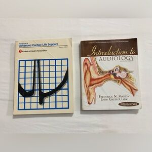 Textbook Of Advanced Cardiac Life Support & Introduction To Audiology (2) Total
